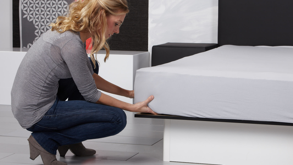 Wasserbett Basic Spannbettlaken anbringen beispeil