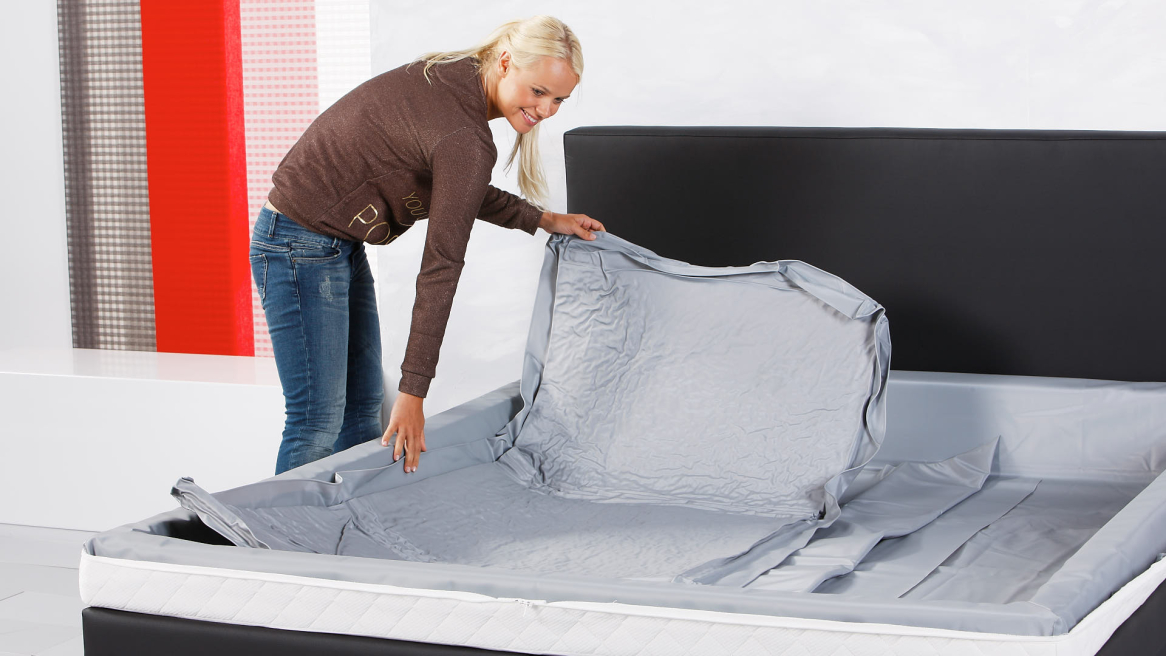 Wasserbett Einbau linken Wasserkern bündig legen